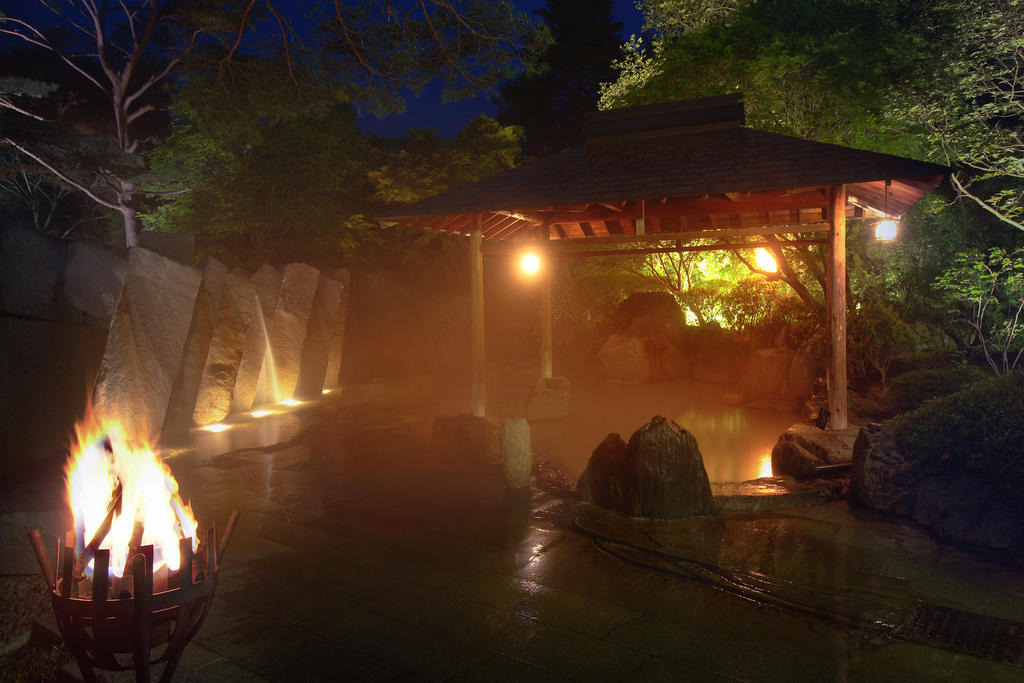 Ryokan Akiku Weni Bonfire No Tang Sendai